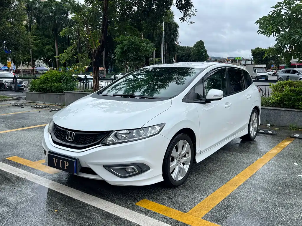 Honda Jade