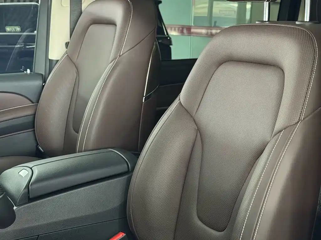 Mercedes-Benz V-Class — миниатюра 4