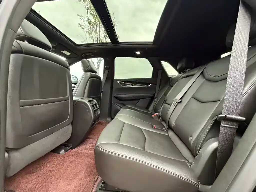 Cadillac XT5 — миниатюра 6