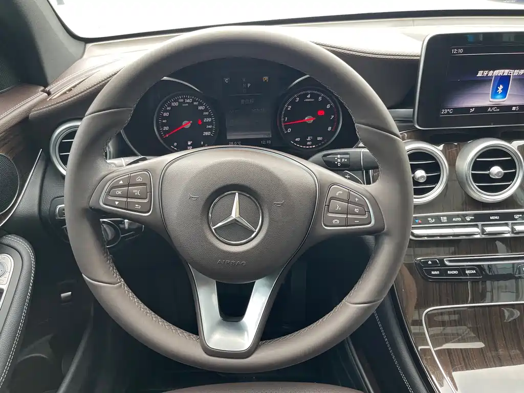 Mercedes-Benz GLC — миниатюра 19