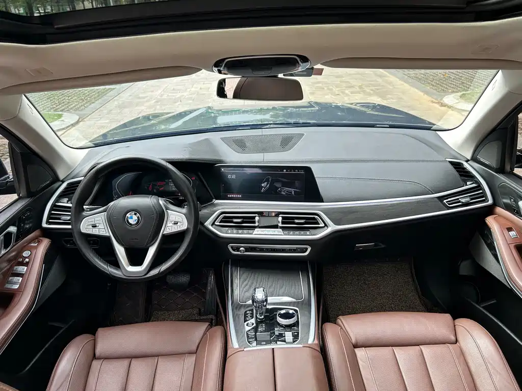 BMW X7 — миниатюра 8