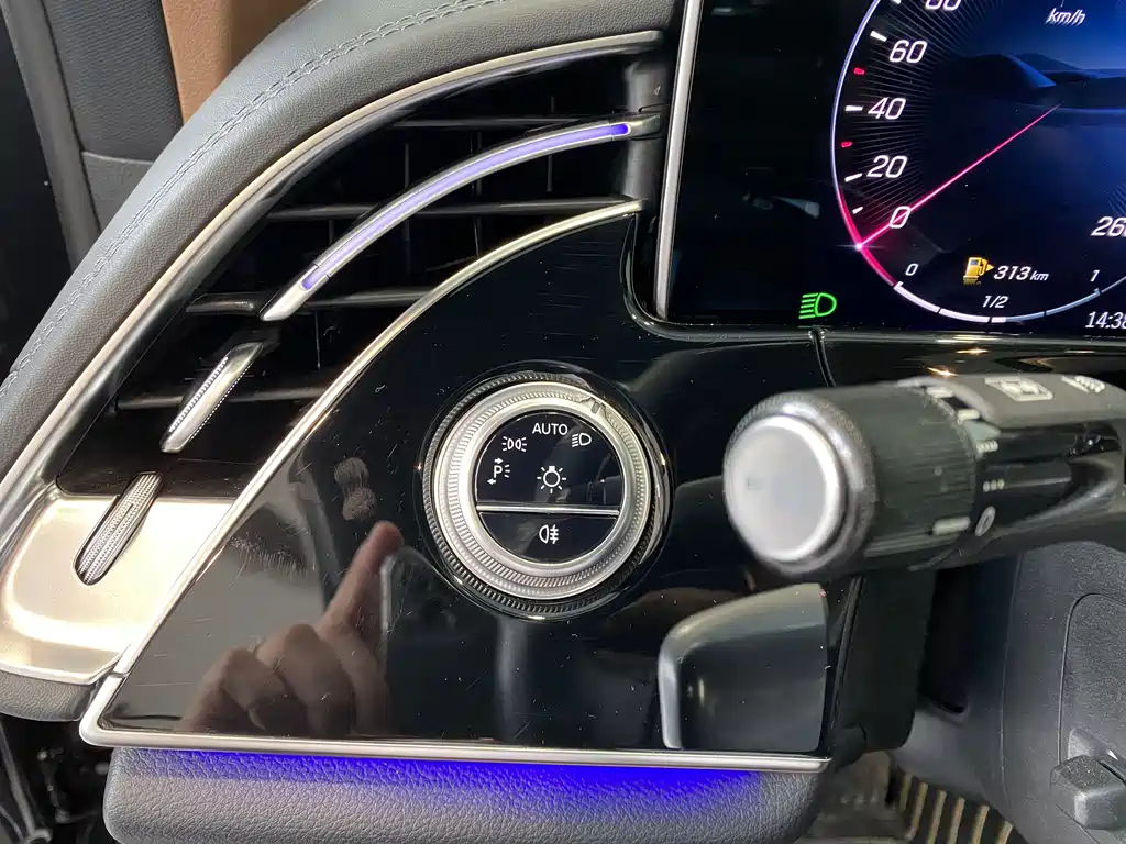 Mercedes-Benz E-Class E 2024 E 350 e L Sport