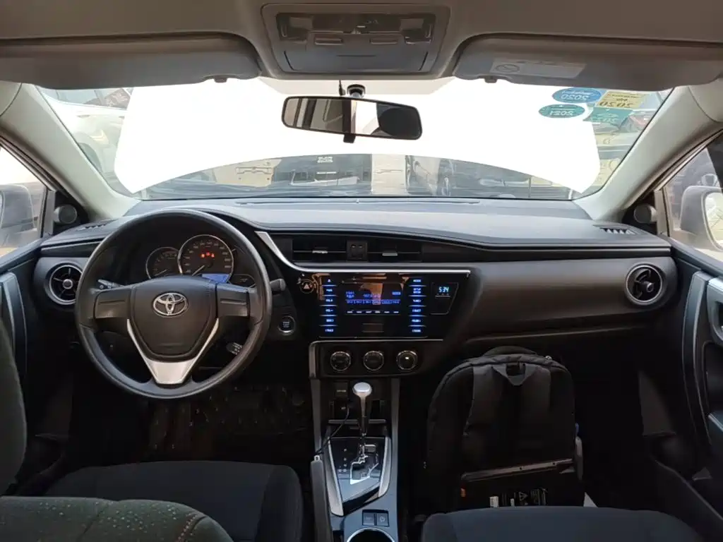 Toyota Corolla — миниатюра 10