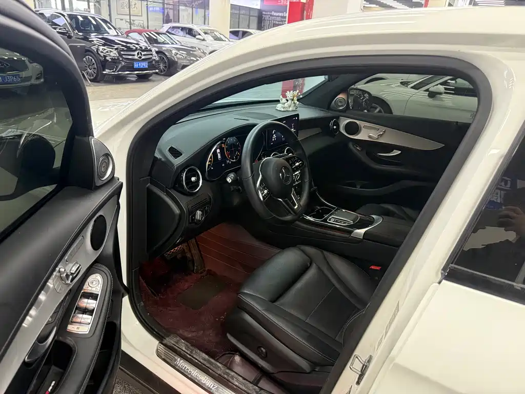 Mercedes-Benz GLC Coupe — миниатюра 7