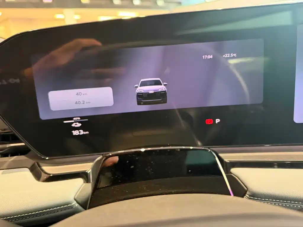 Audi Q6L e-tron — миниатюра 9