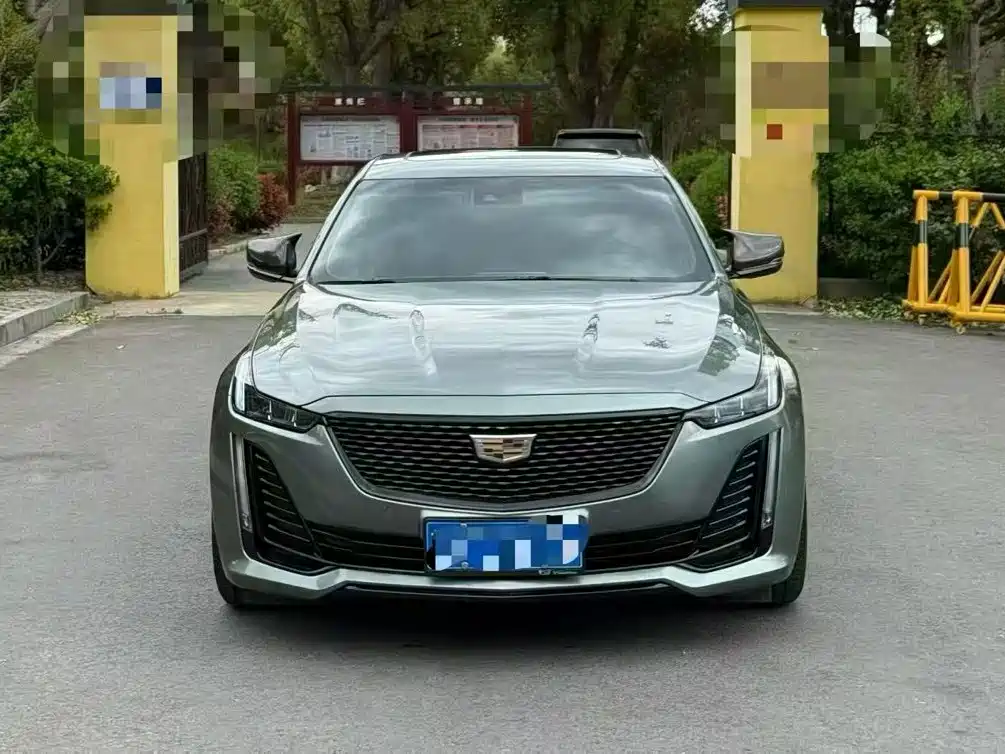 Cadillac CT5 — миниатюра 2