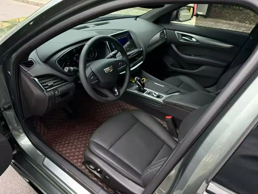 Cadillac CT5 — миниатюра 4