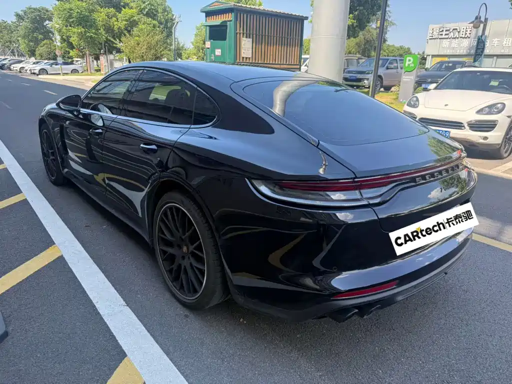 Porsche Panamera — миниатюра 4