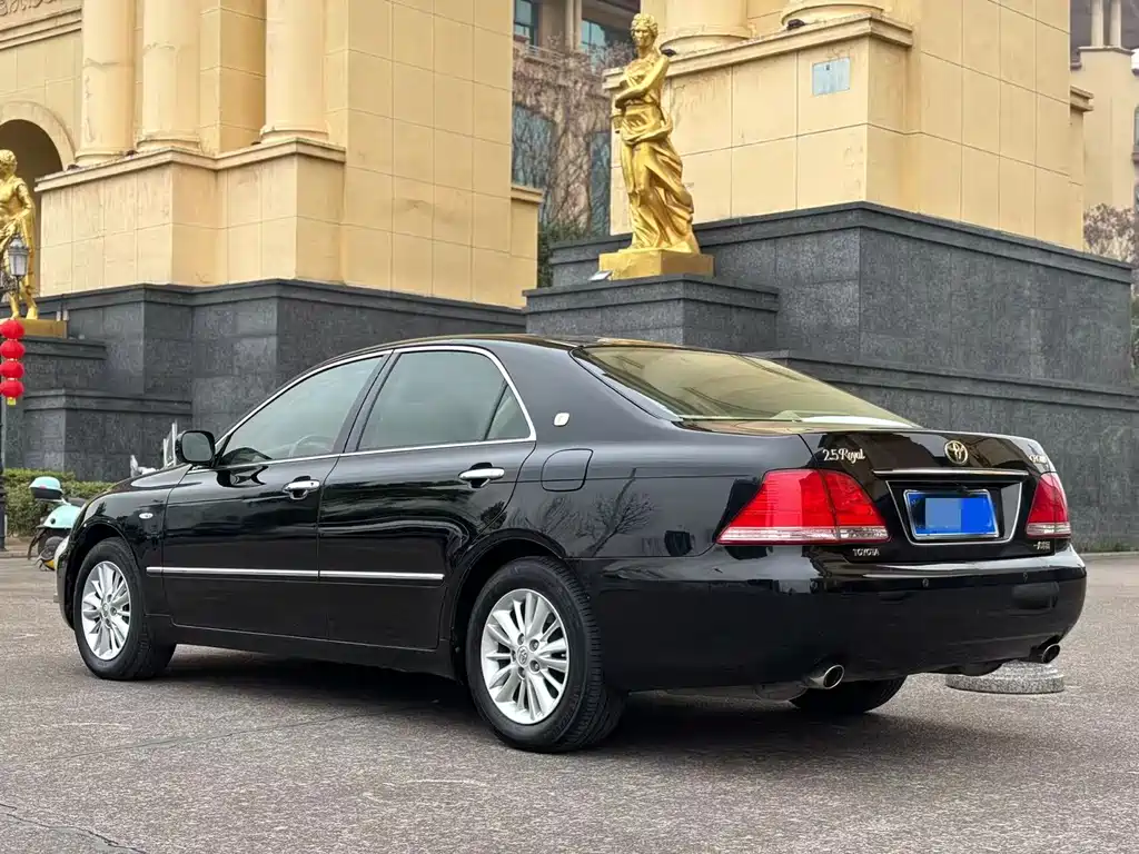 Toyota Crown 2009 2.5L Royal