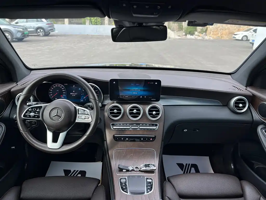 Mercedes-Benz GLC 2020 GLC 300 L 4MATIC