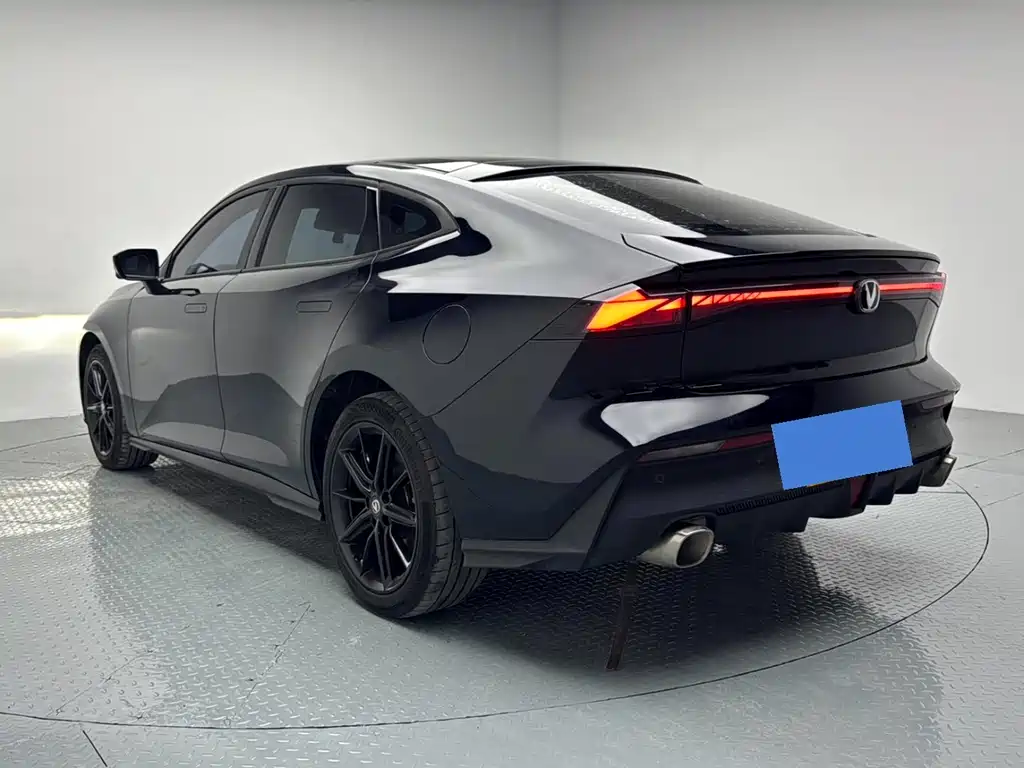 Changan UNI-V iDD — миниатюра 18