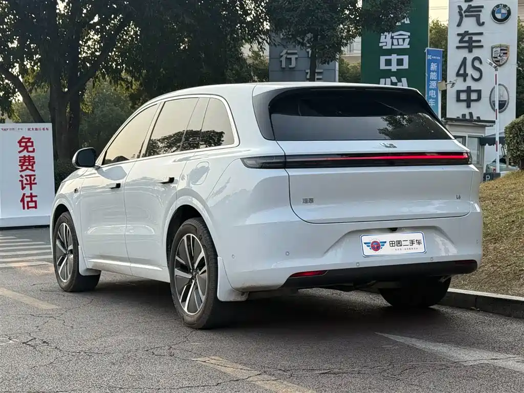 Li Auto IDEAL L6