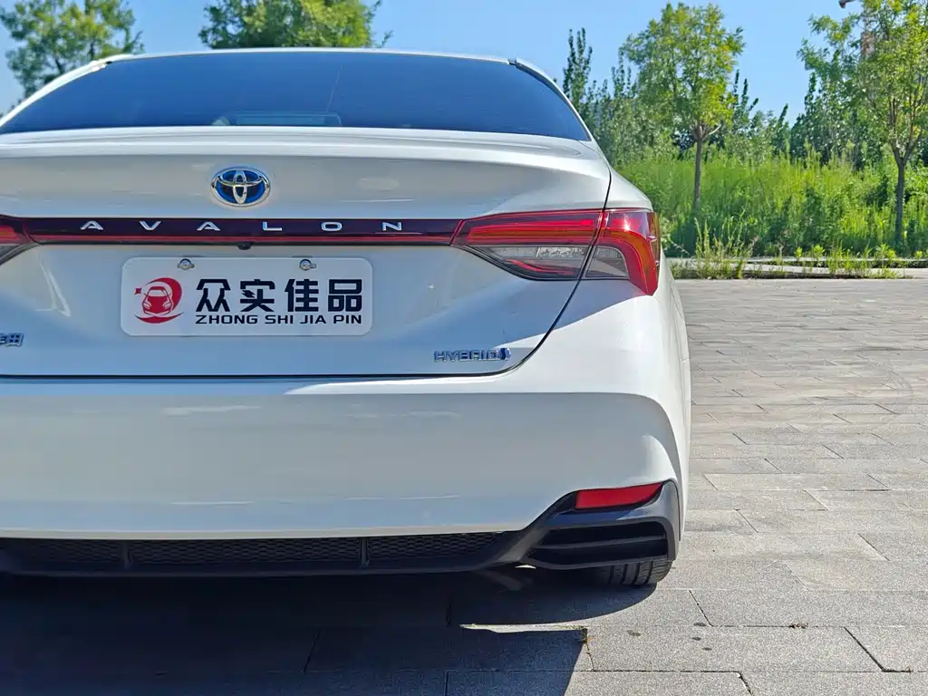 Toyota Avalon — миниатюра 26