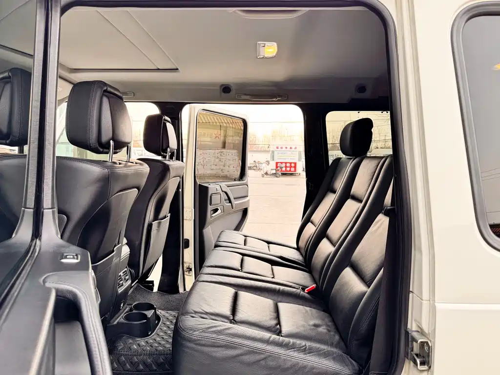 Mercedes-Benz G-Class — миниатюра 18