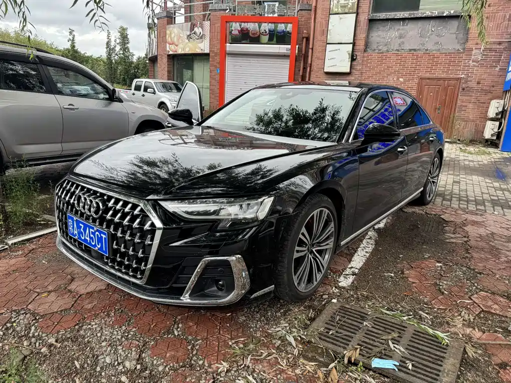 2024 Audi A8 - zdjęcie 1 z 10
