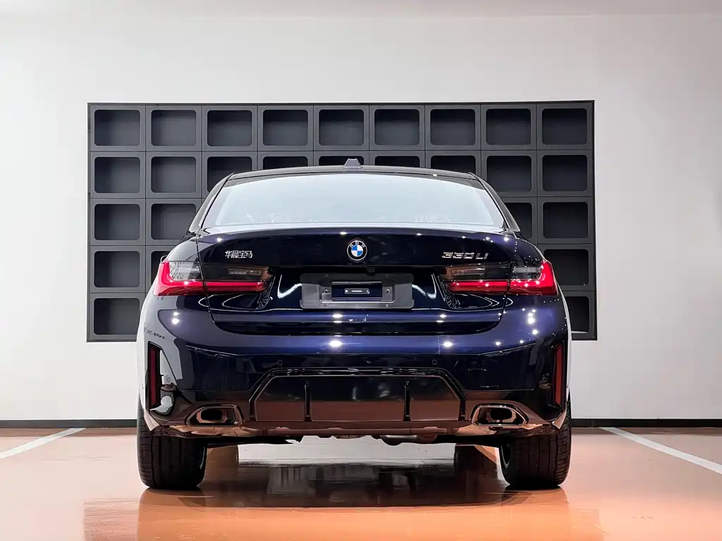 BMW 3 Series 3 2025 330Li M Sport