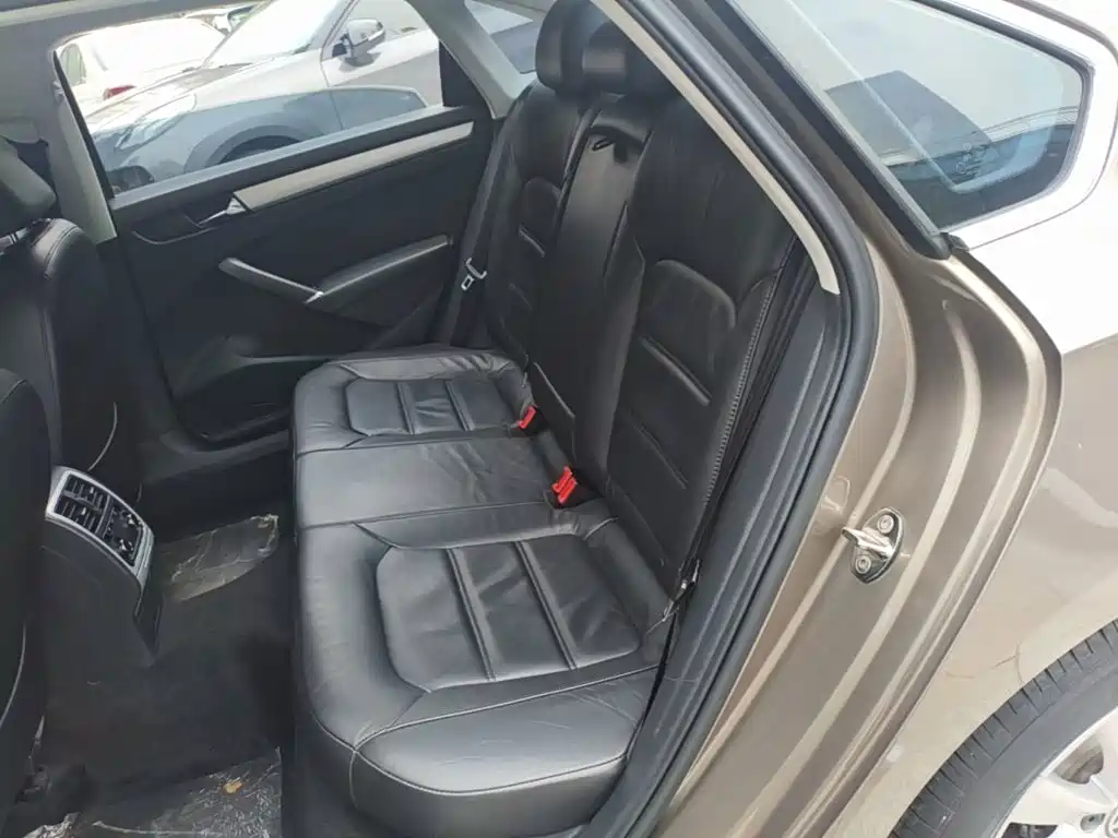 Volkswagen Passat — миниатюра 17