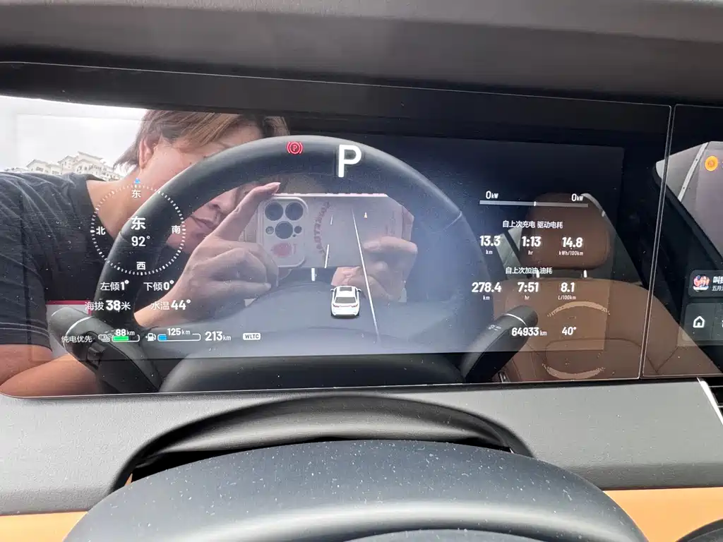Li Auto ONE 2021 6 мест
