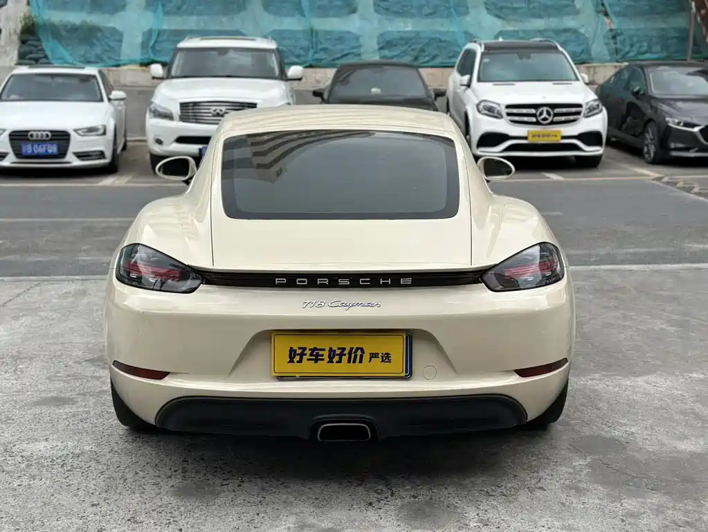 PORSCHE 718