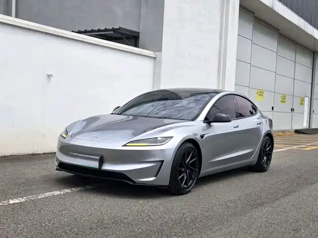 2024 Tesla Model 3