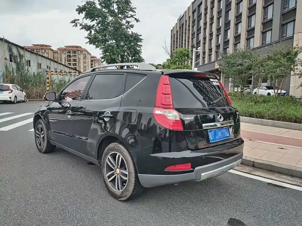 Geely GX7 — миниатюра 9