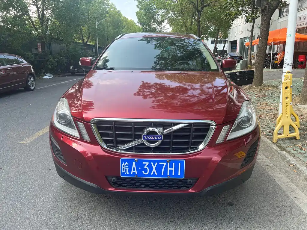 Volvo XC60 (Import) — миниатюра 2