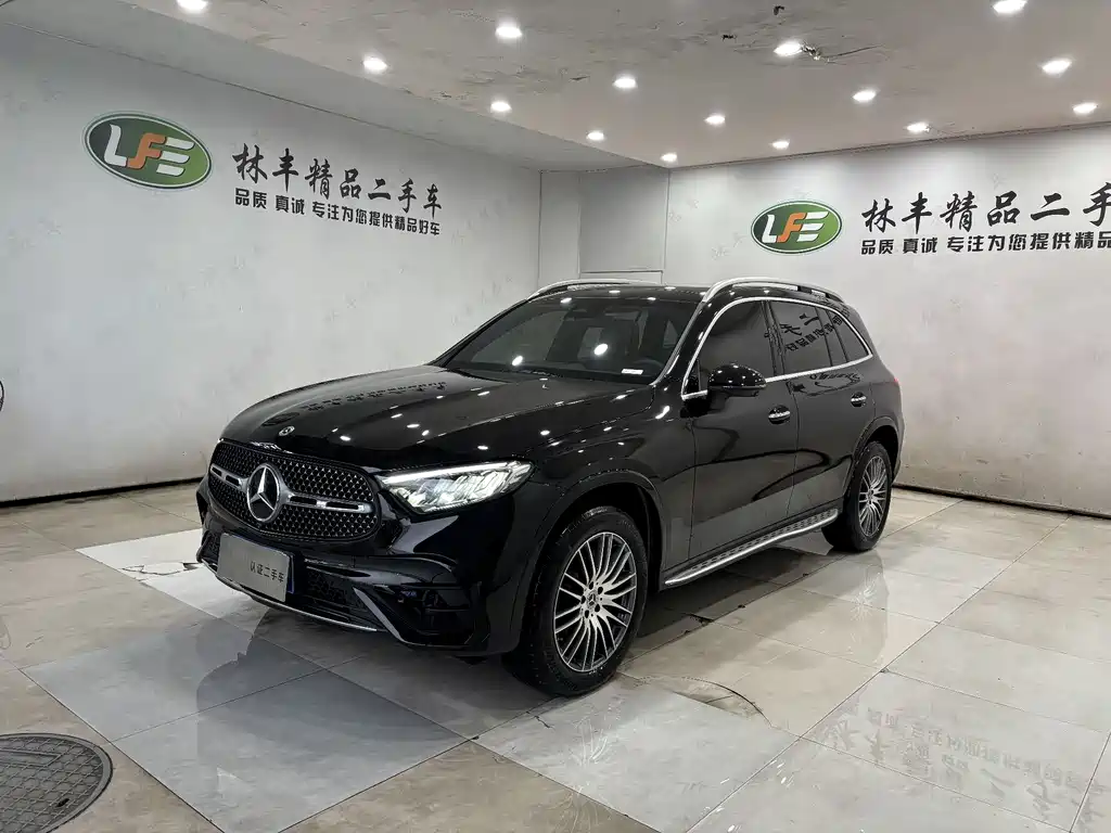 Mercedes-Benz GLC 2025