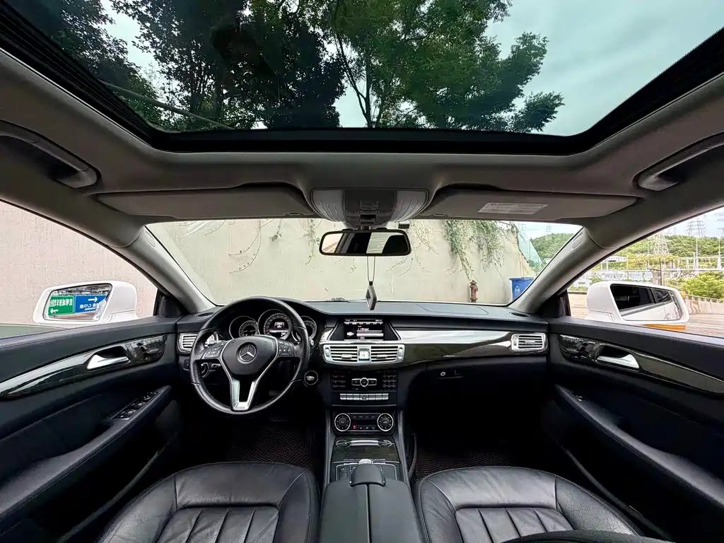 Mercedes-Benz CLS — миниатюра 7