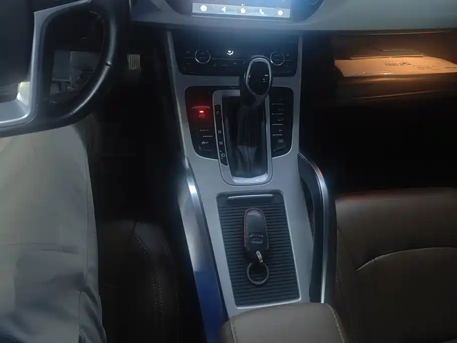 Geely Boyue — миниатюра 16