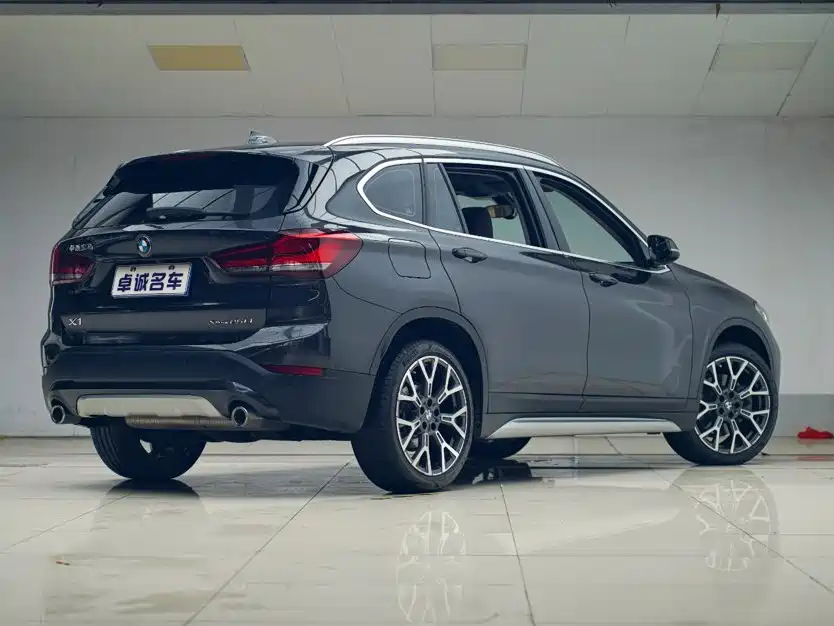 BMW X1 — миниатюра 17