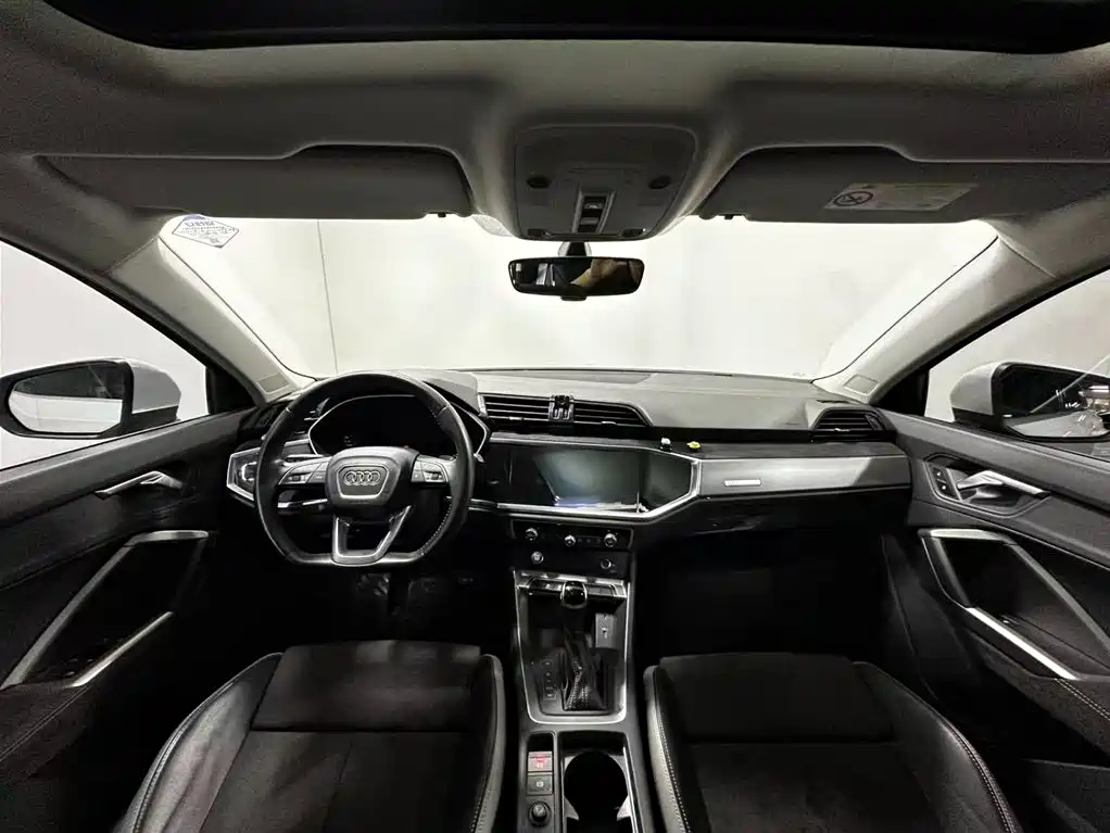 Audi Q3 — миниатюра 9