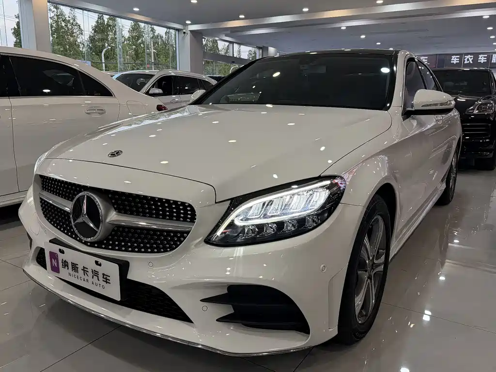 Mercedes-Benz C-Class 2020
