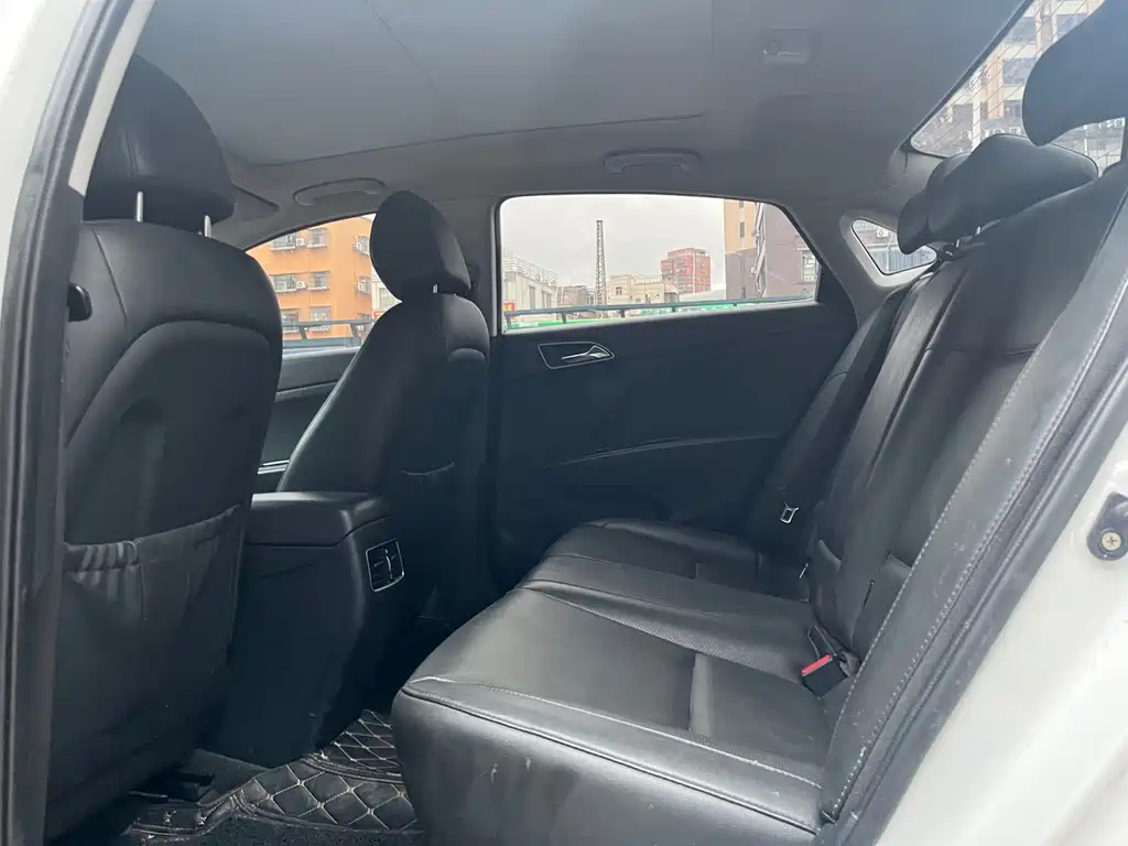 Hyundai Mistra — миниатюра 9