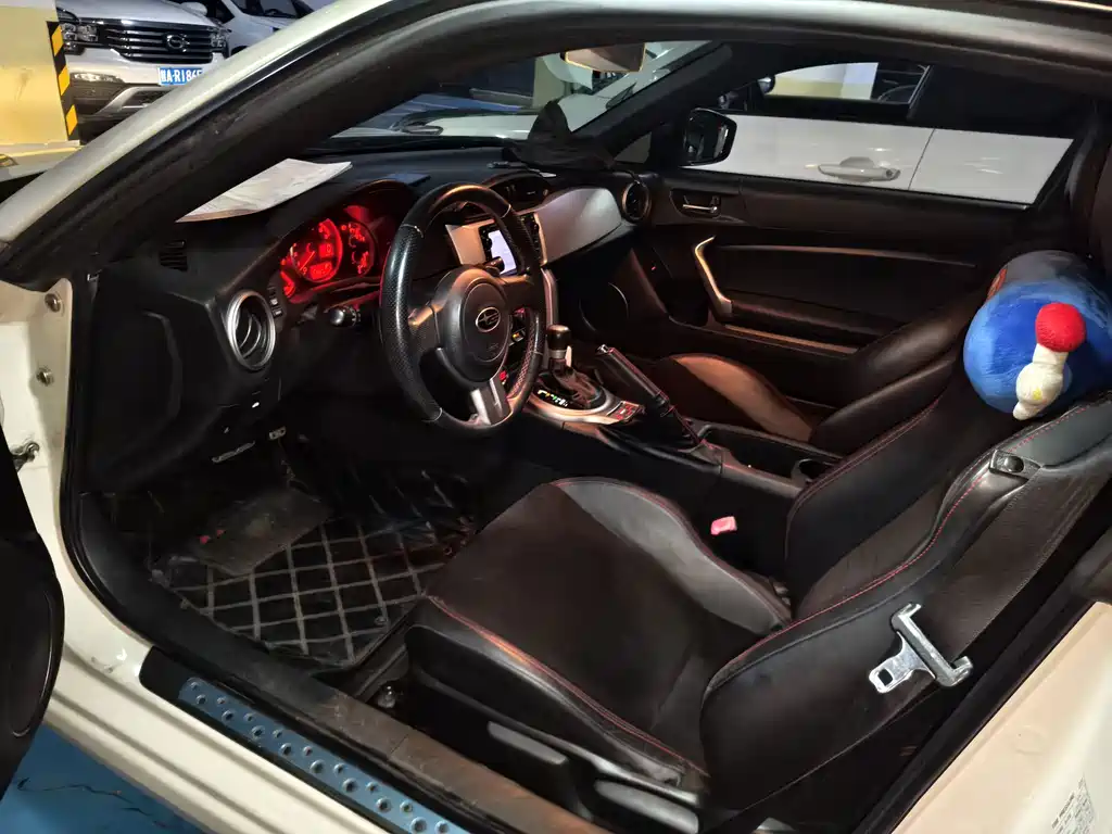 Subaru BRZ — миниатюра 5