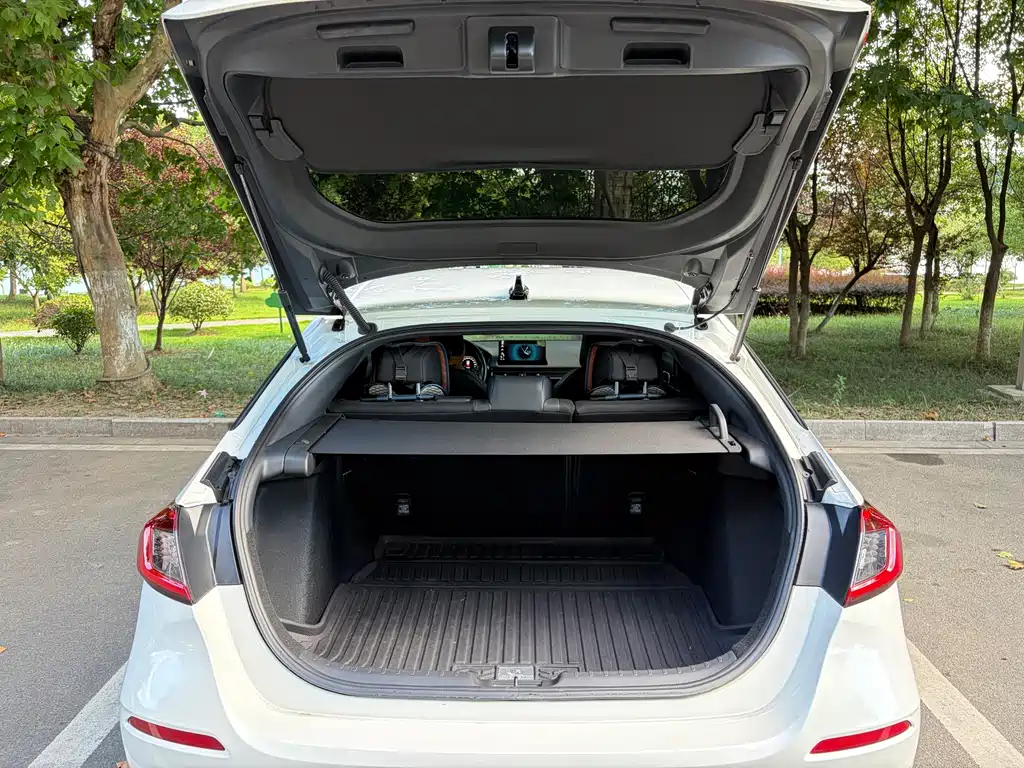 Honda Civic — миниатюра 12