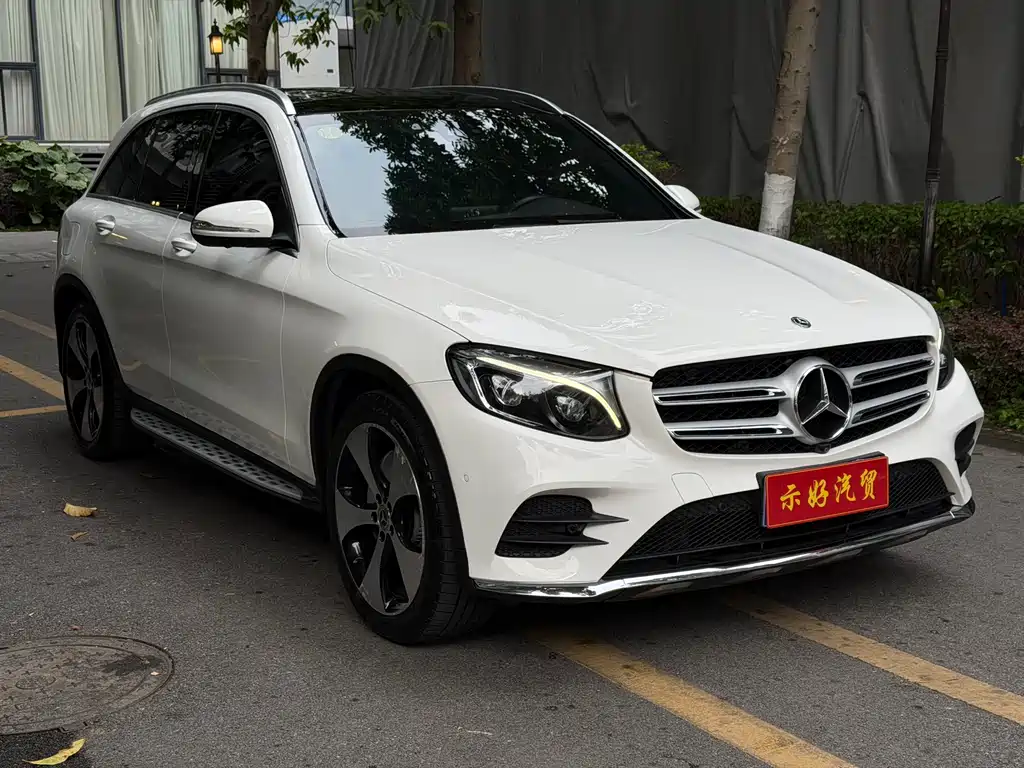MERCEDES-BENZ GLC