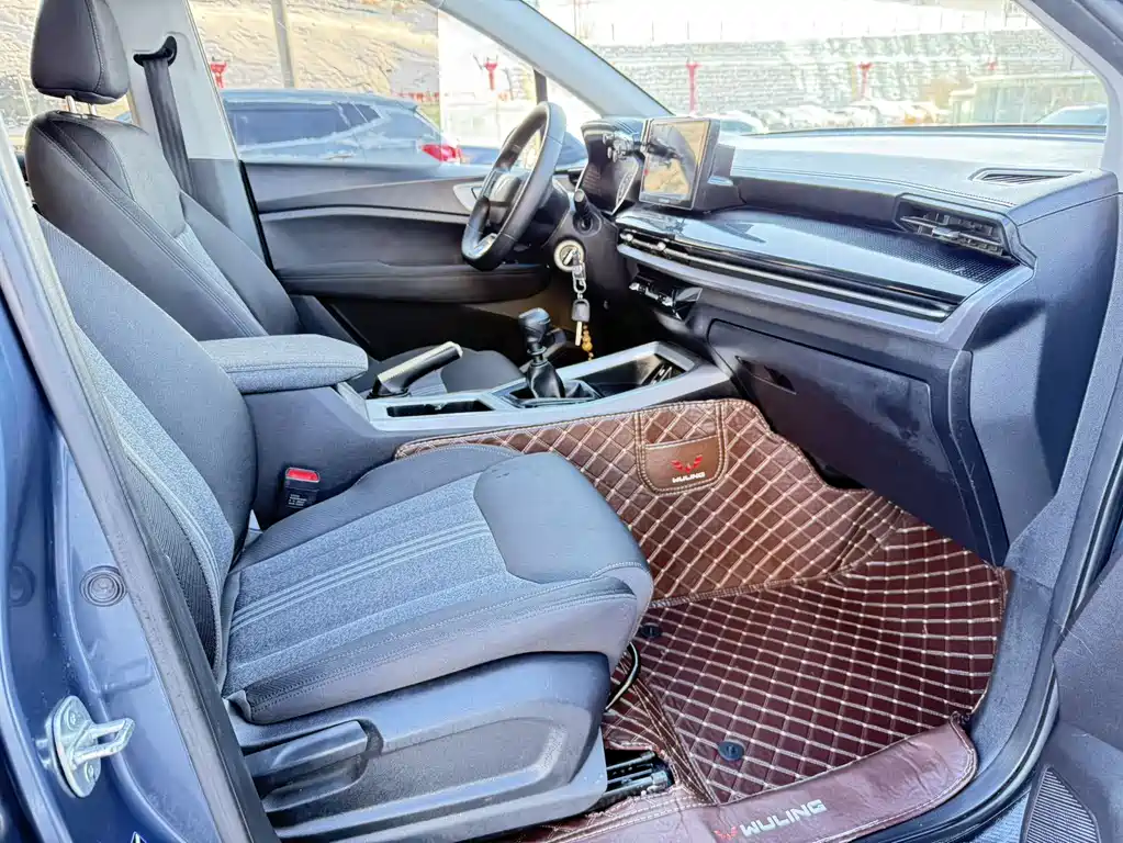 WULING WULING JIACHEN