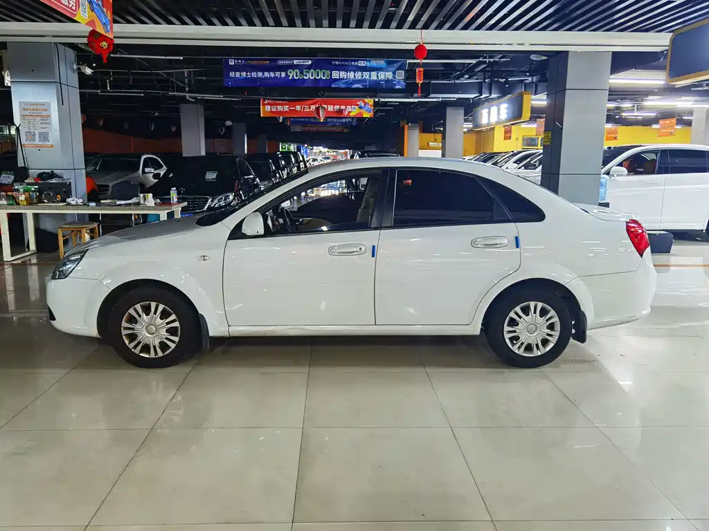 Buick Excelle — миниатюра 3
