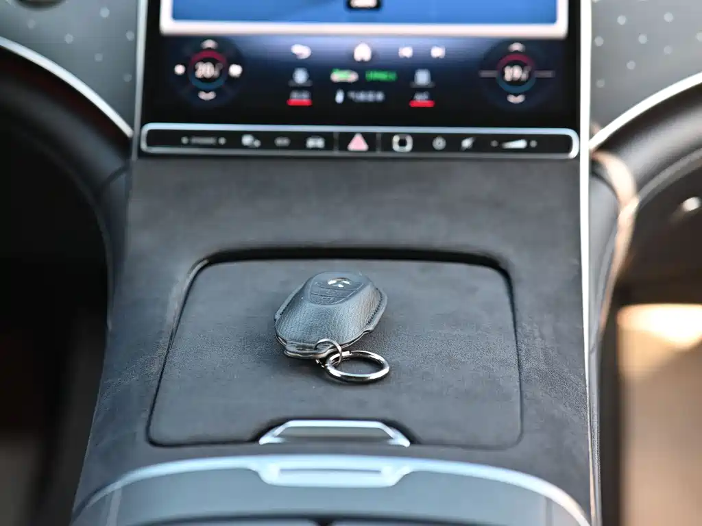 Mercedes-Benz EQE — миниатюра 9