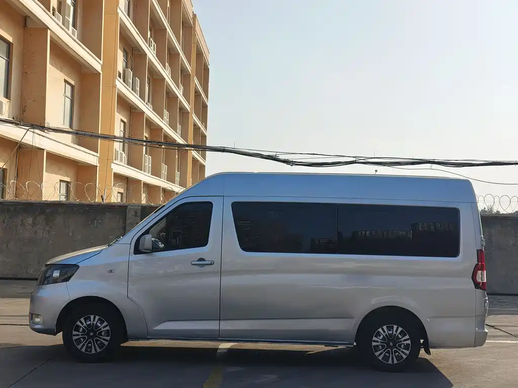 CHANGAN CHANGAN RUIXING M90