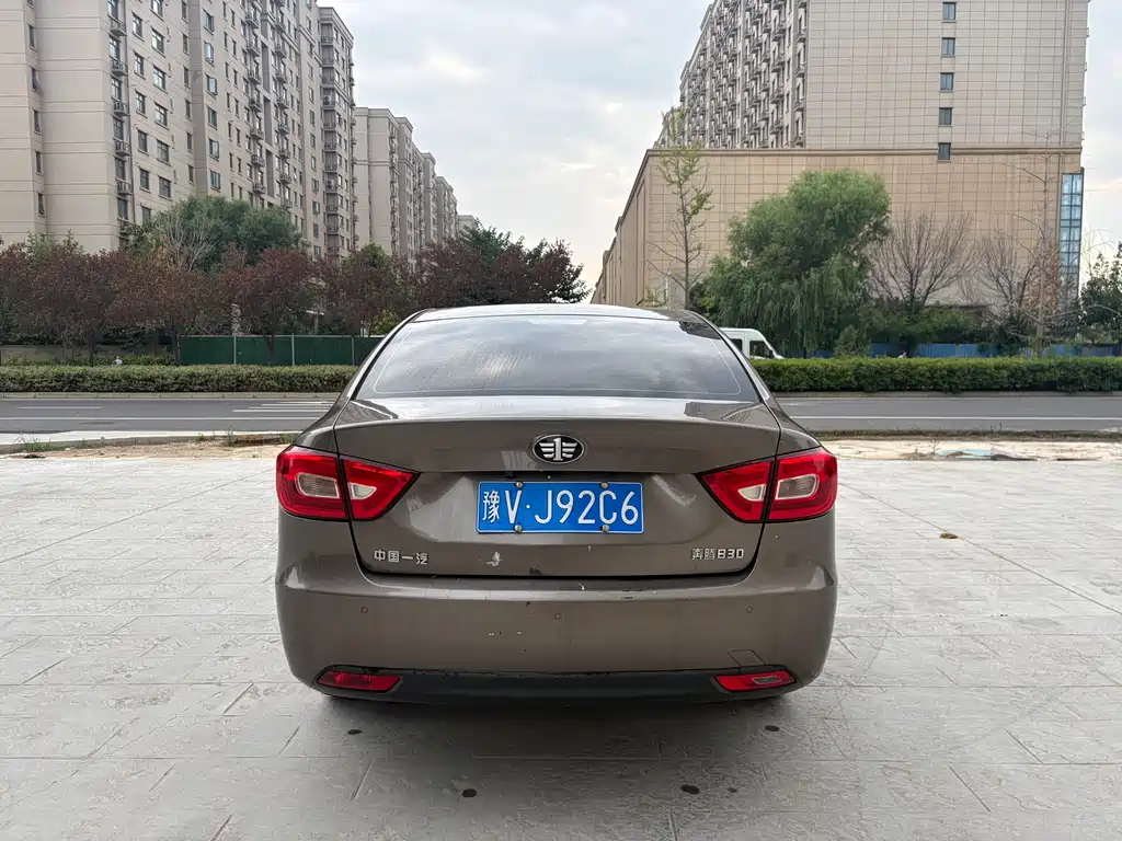 Bestune B30 2016 1.6L MT Luxury