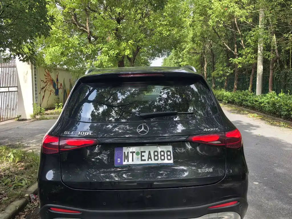 Mercedes-Benz GLC 2024 GLC 300 L 4MATIC 5 мест