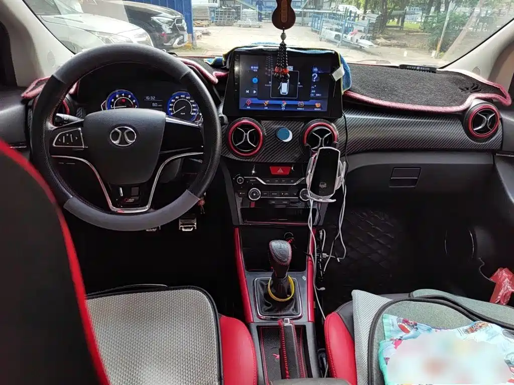 BAIC X25 2015 1.5L MT Comfort