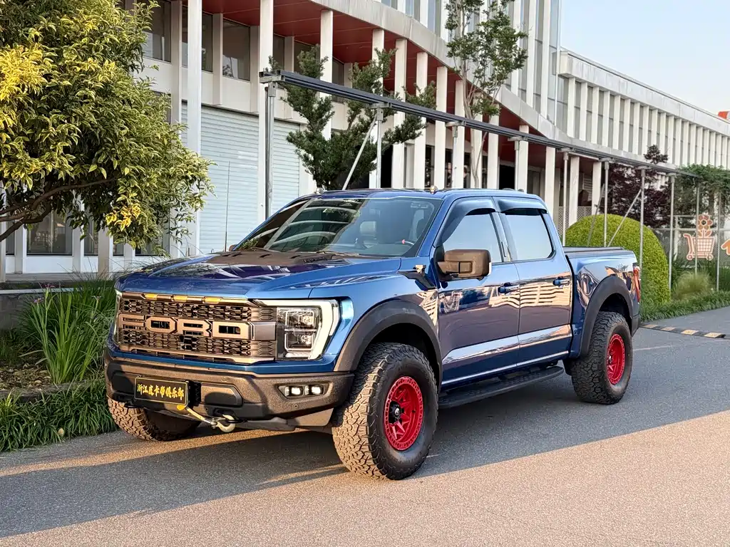 Ford F-150 Raptor 2023