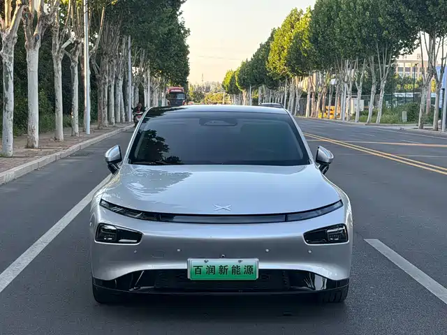 2023 Xpeng P7
