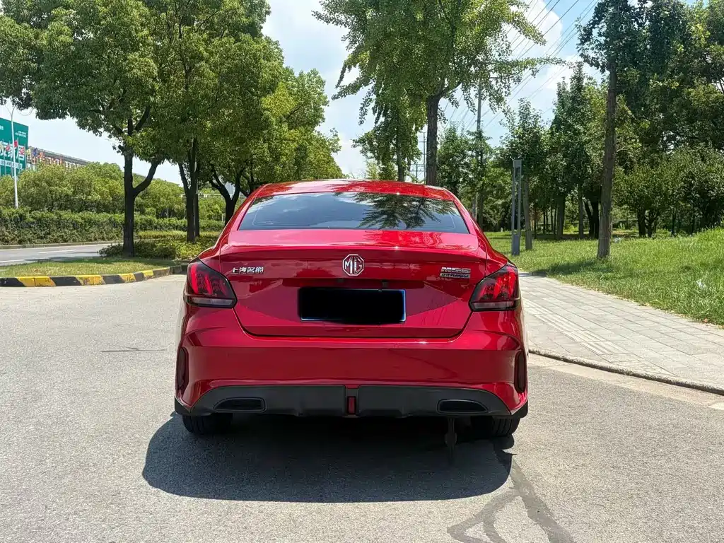 MG MG5 — миниатюра 8