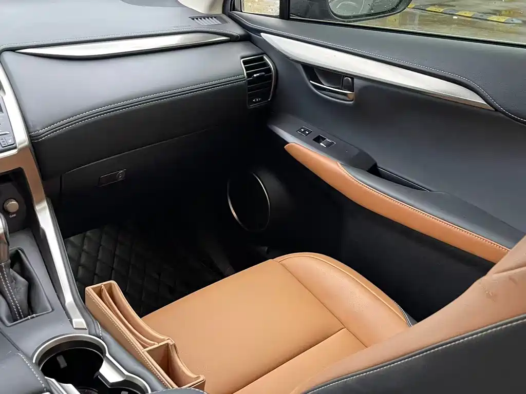 Lexus NX — миниатюра 12