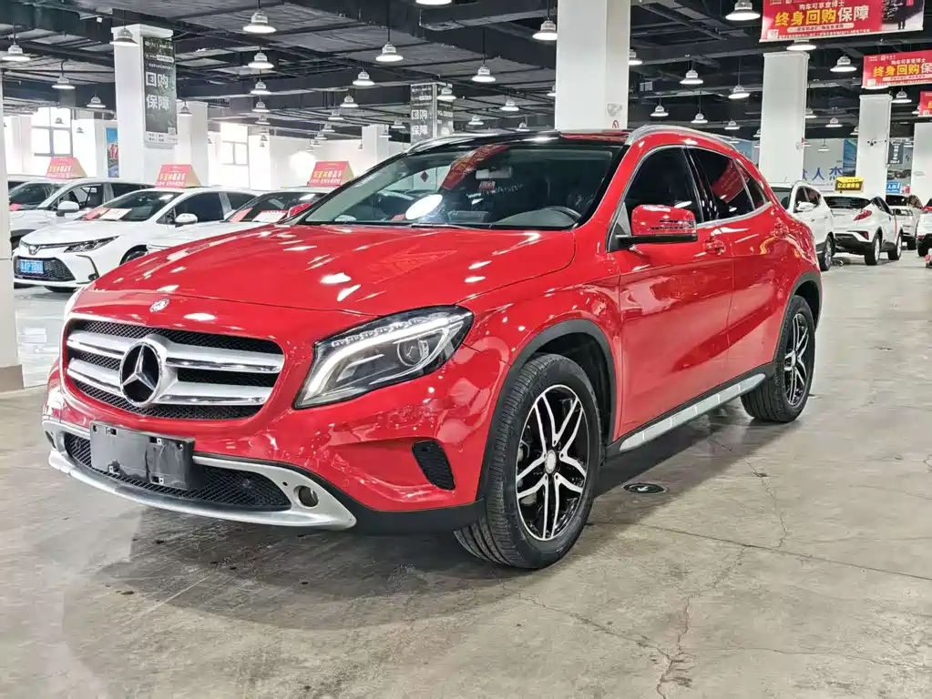 Mercedes-Benz GLA 2016