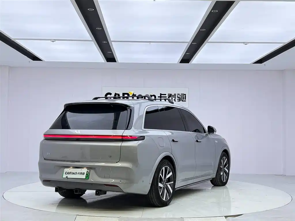 Li Auto L8 2024 Pro