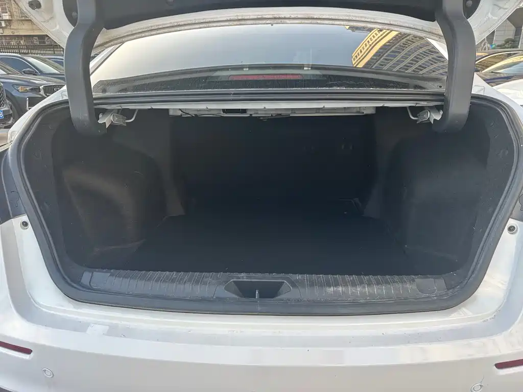 Chery Arrizo 5 PLUS — миниатюра 9